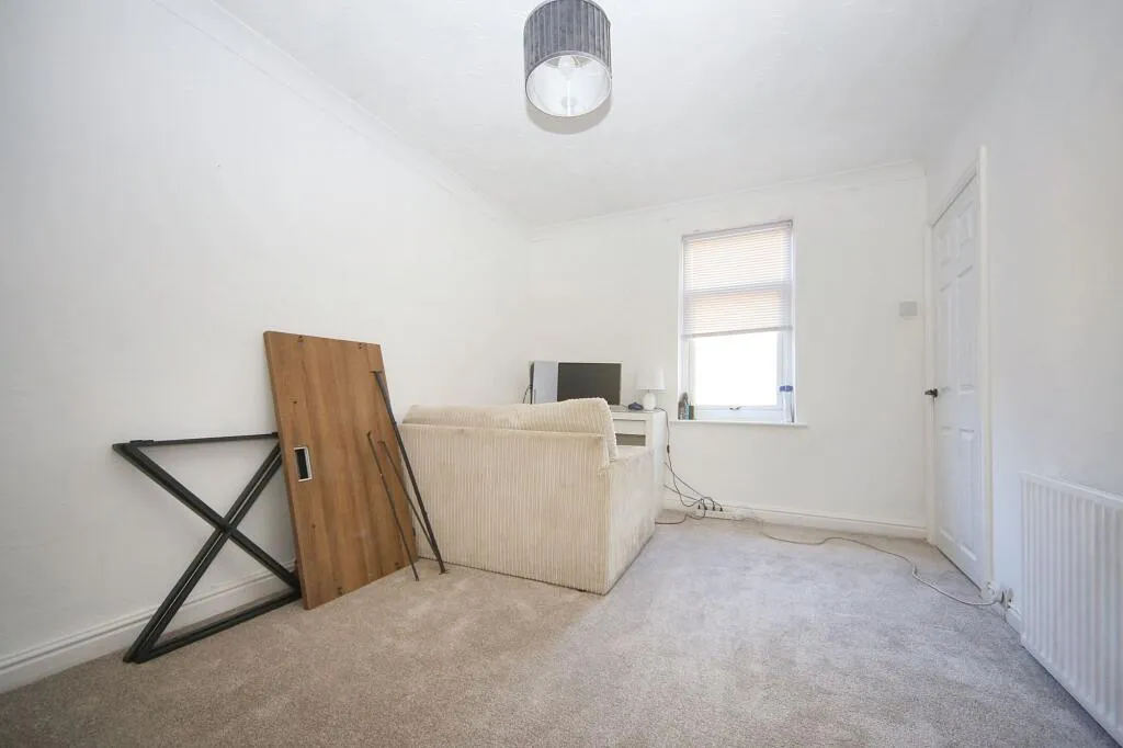 2 bed Terraced