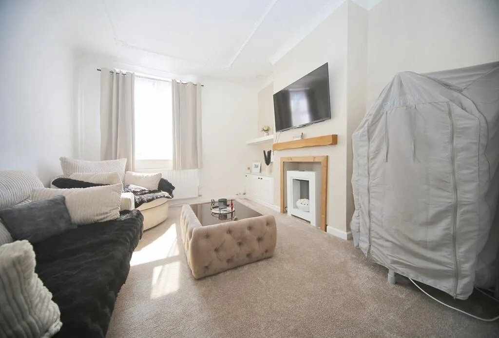 2 bed Terraced