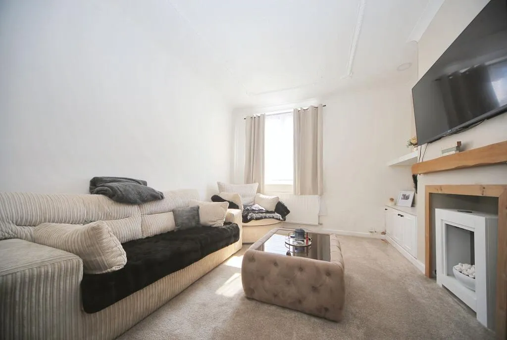 2 bed Terraced