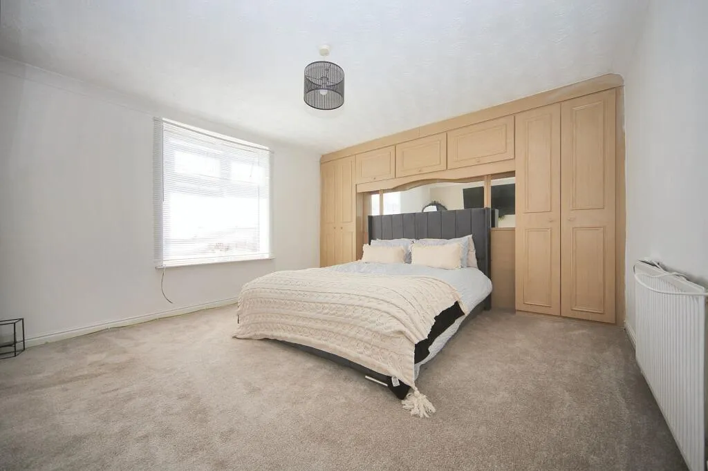 2 bed Terraced