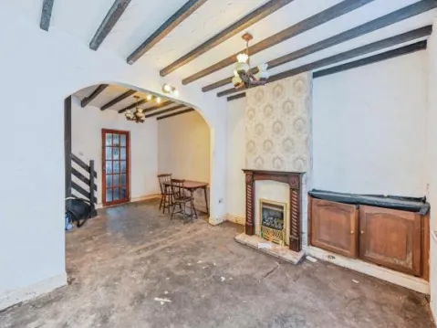 2 bed Terraced
