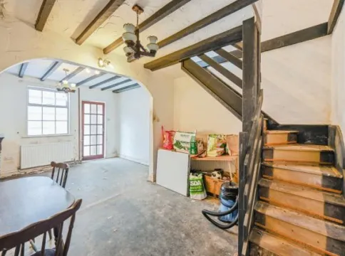 2 bed Terraced