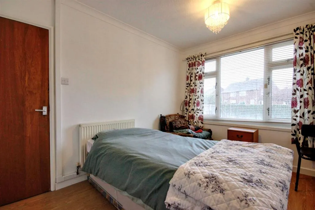 3 bed Semi-Detached