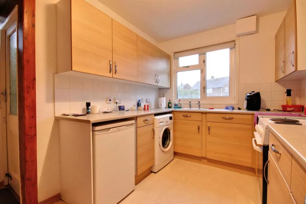 3 bed Semi-Detached