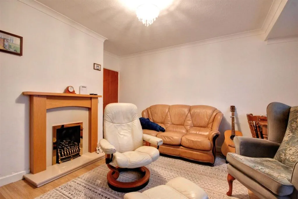 3 bed Semi-Detached