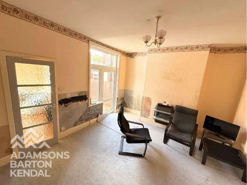 3 bed Terraced