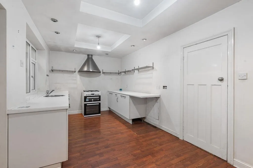 3 bed Semi-Detached