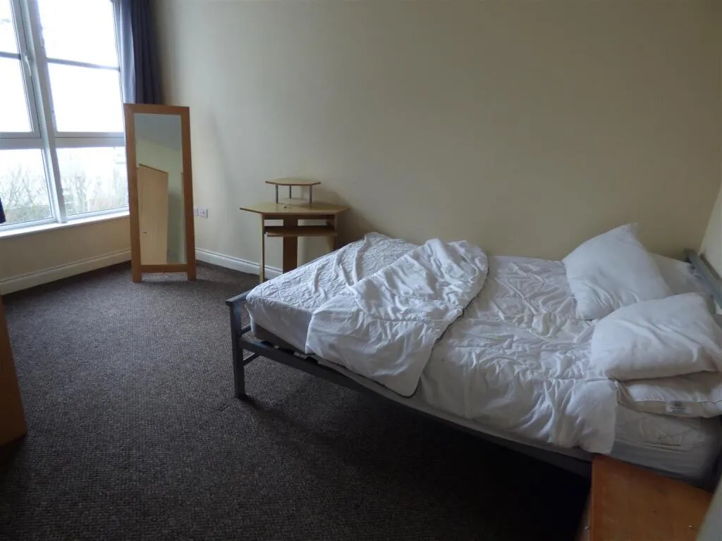 2 bed Apartment