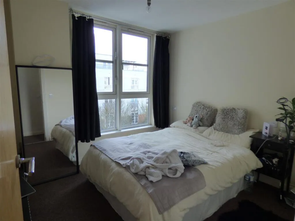 2 bed Apartment