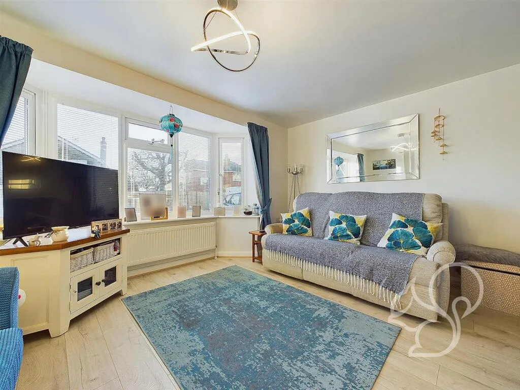 4 bed Detached