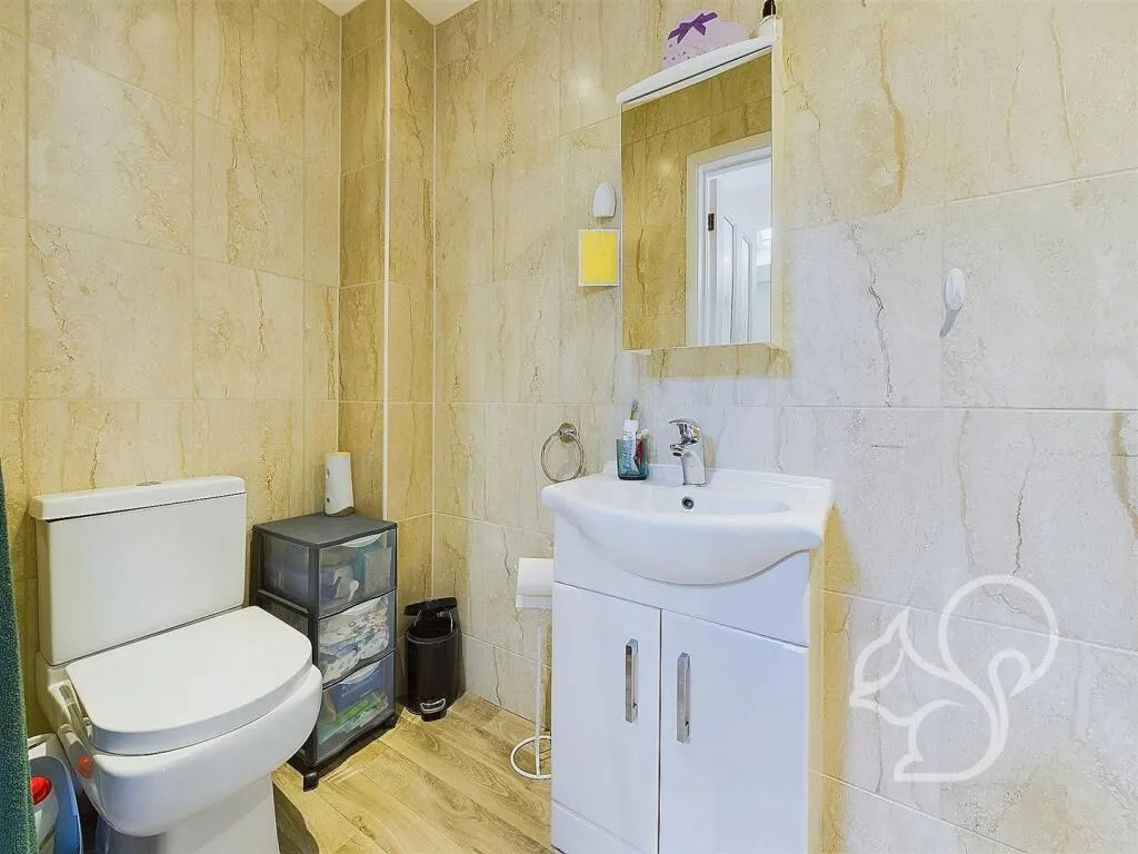 4 bed Detached