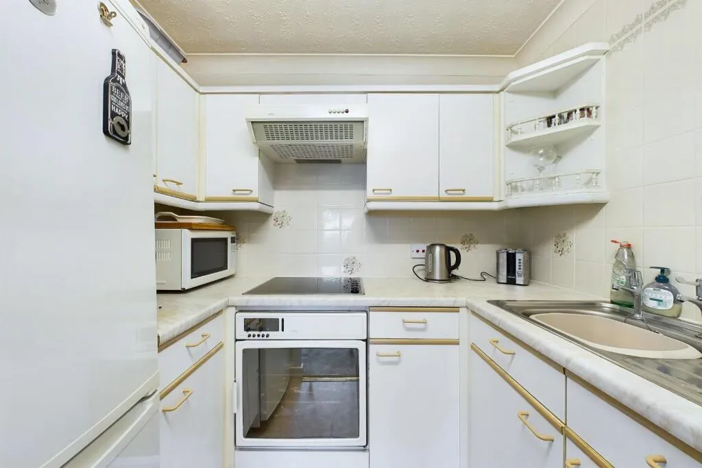 1 bed Retirement Property
