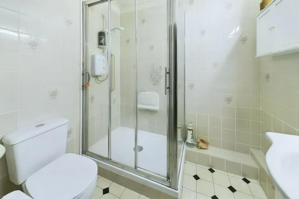 1 bed Retirement Property
