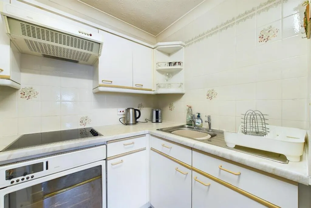 1 bed Retirement Property