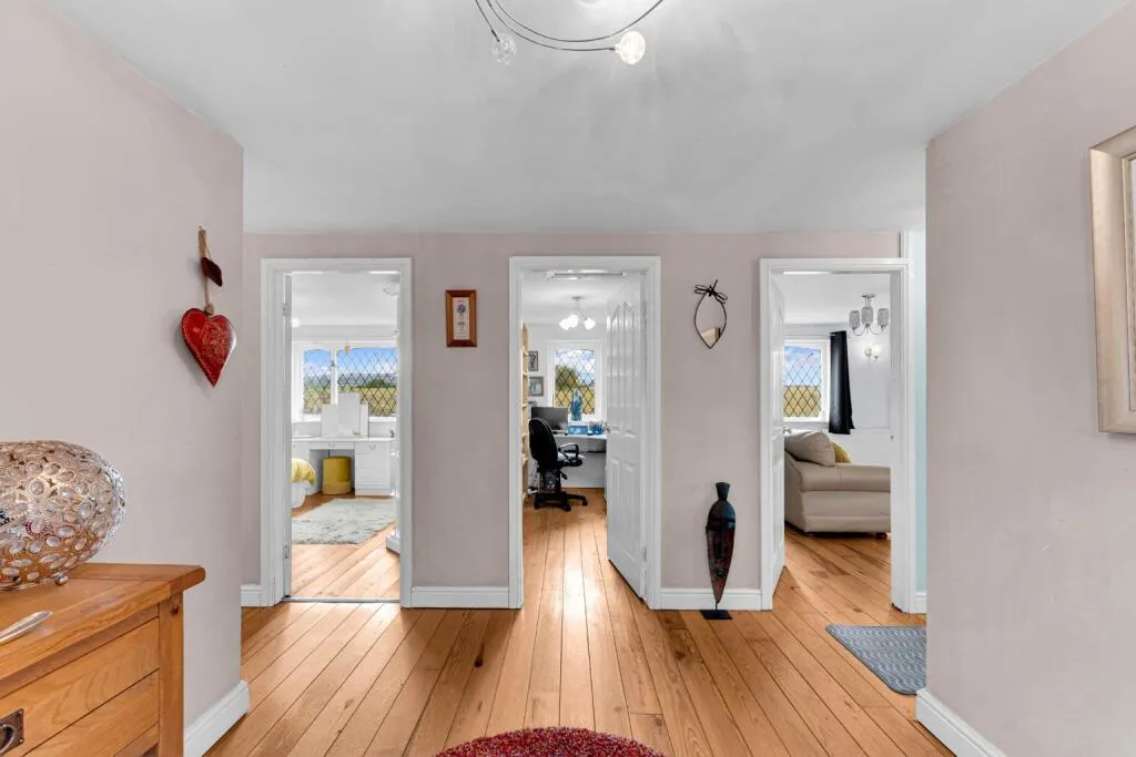 7 bed Farm House