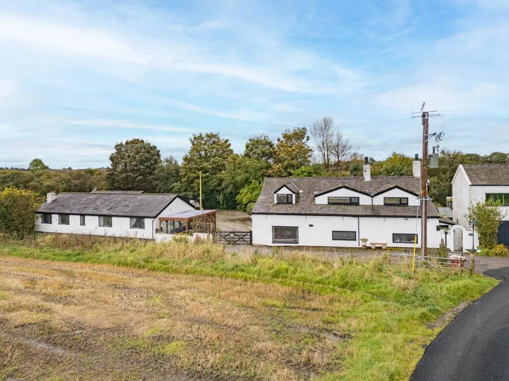 7 bed Farm House