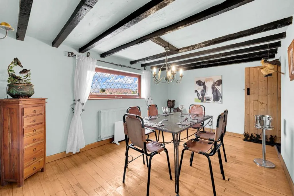 7 bed Farm House