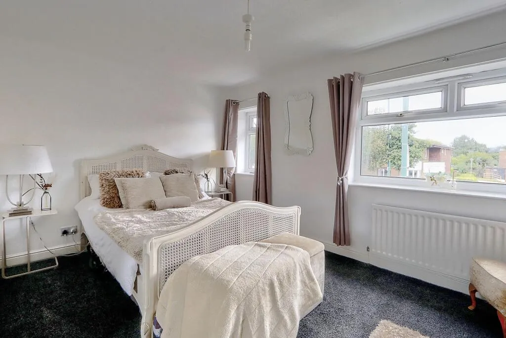 3 bed Terraced
