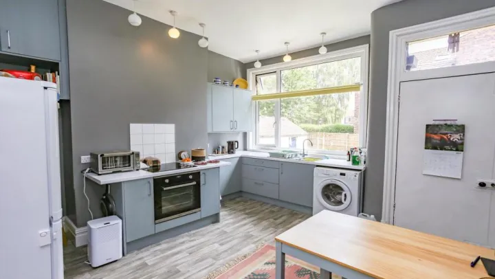 6 bed House Share