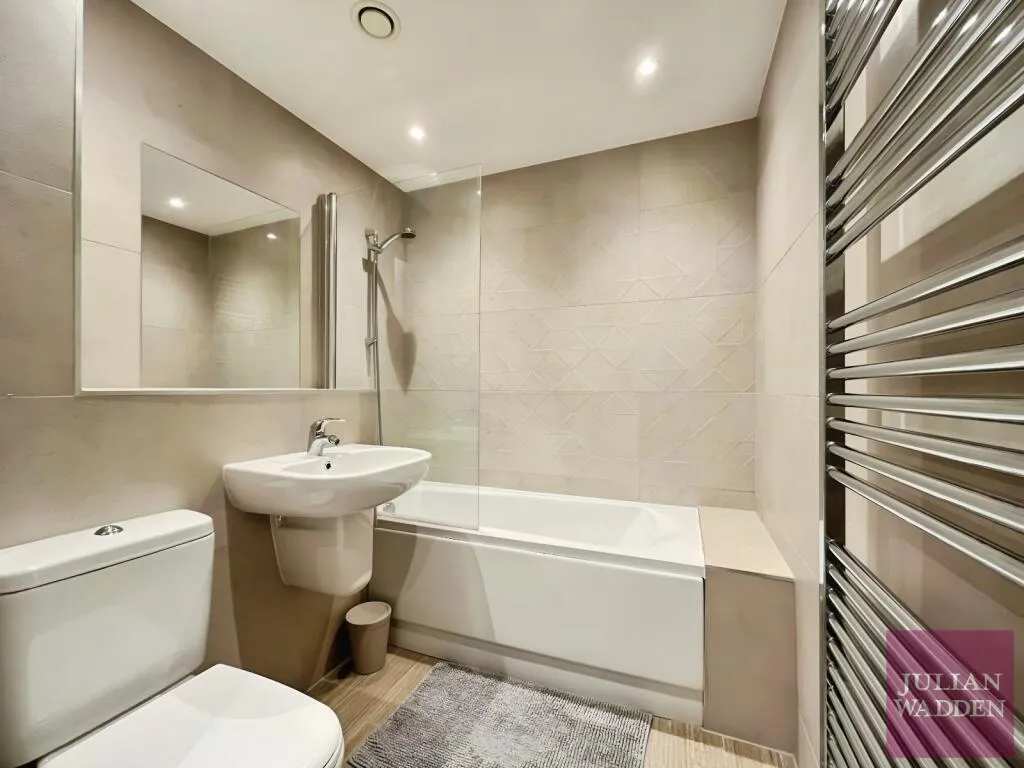 1 bed Apartment