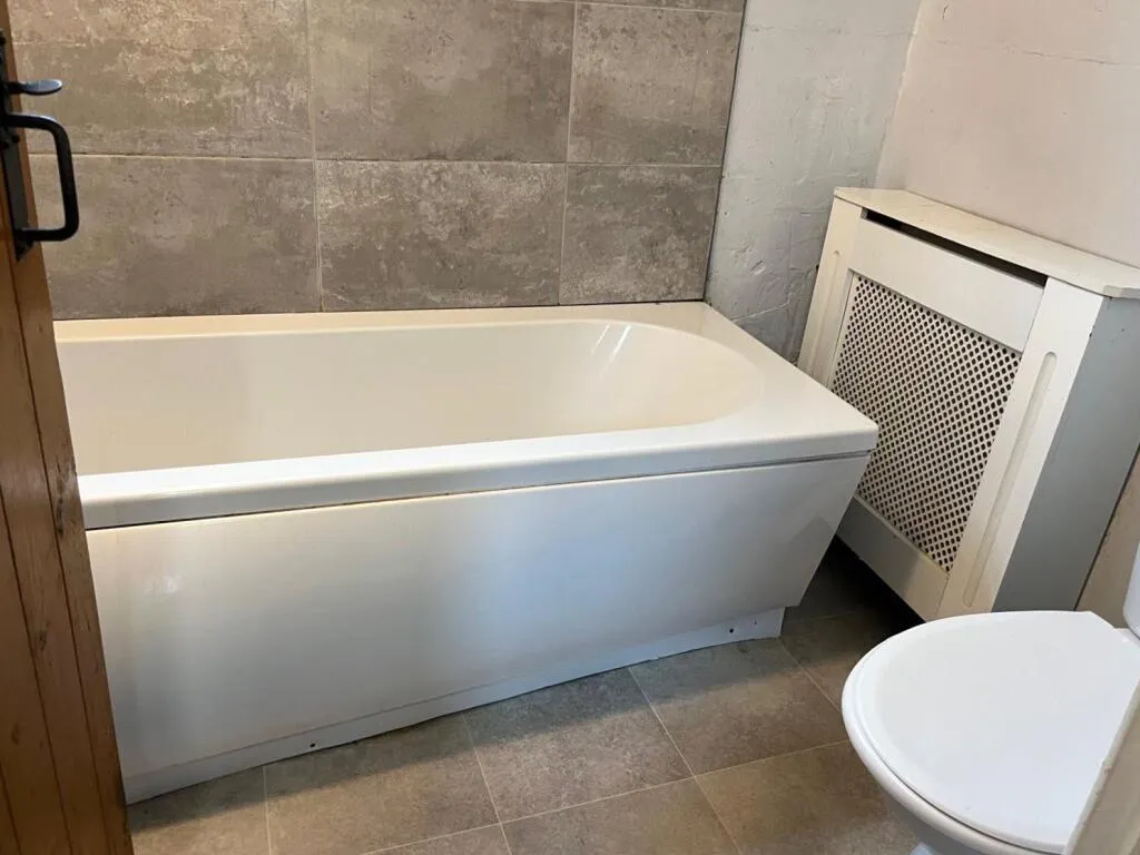 2 bed End of Terrace