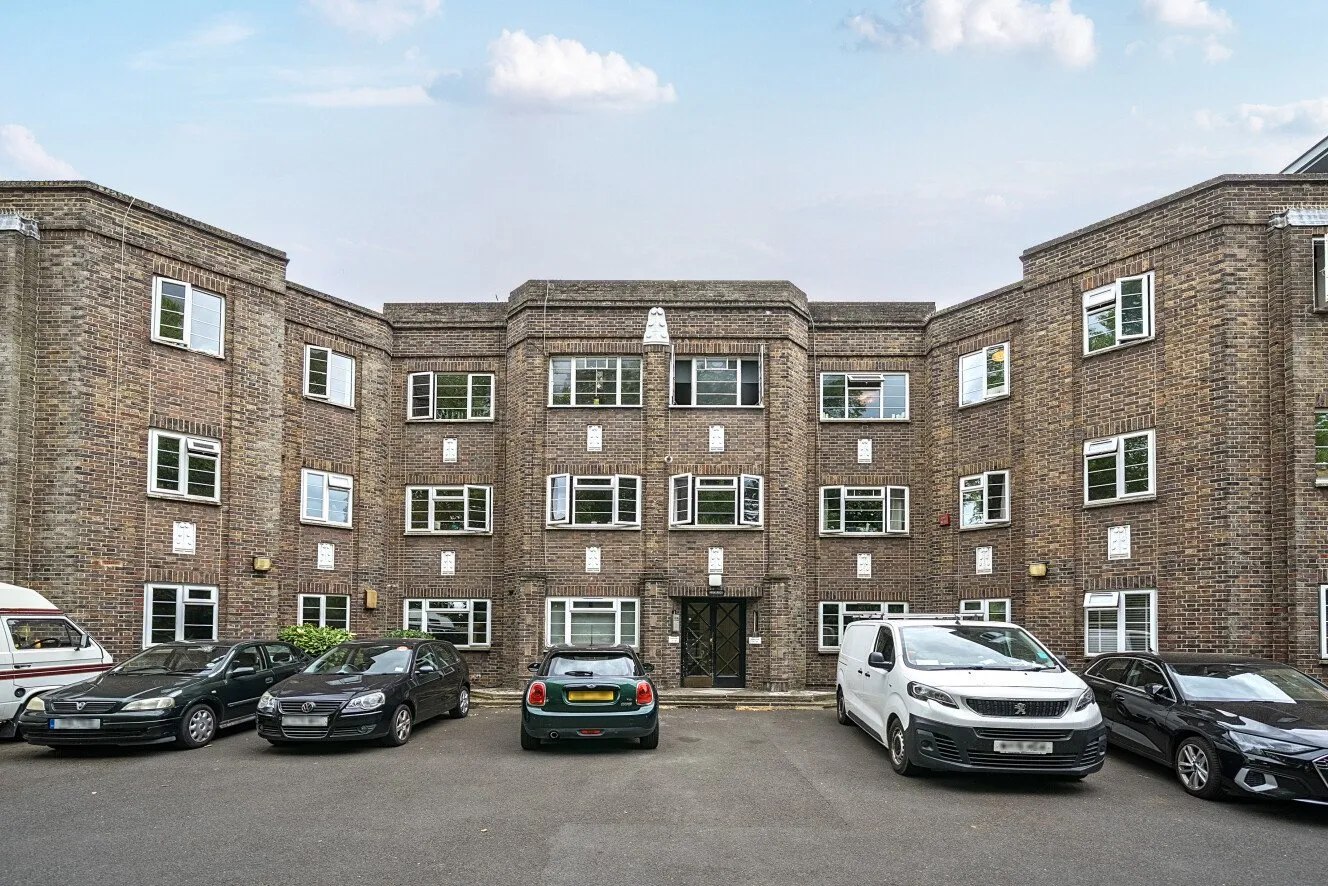 2 bed Block of Apartments