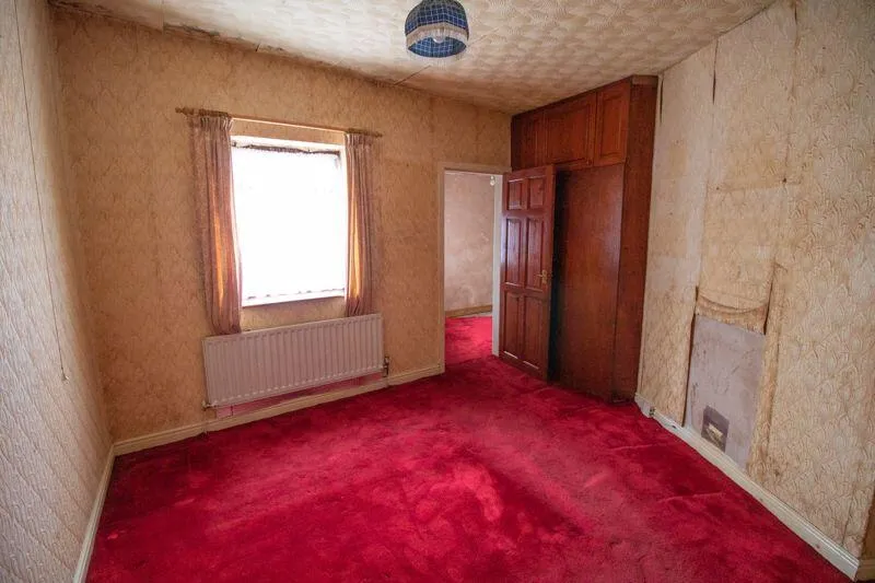2 bed End of Terrace