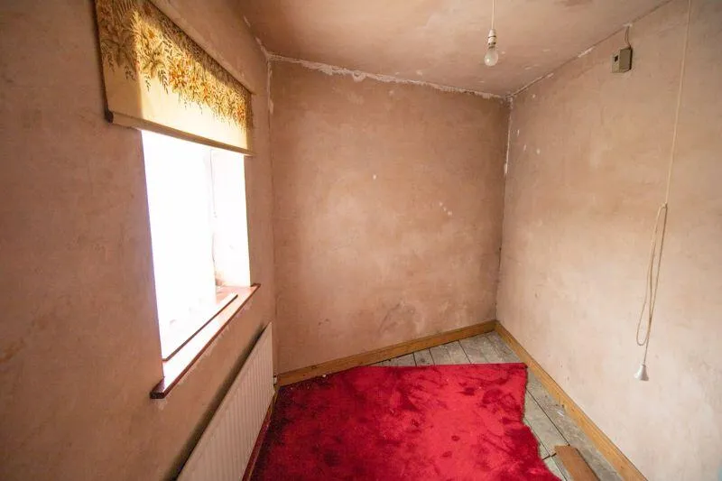 2 bed End of Terrace