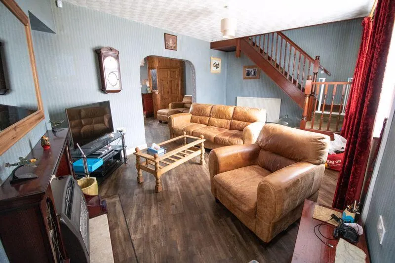 2 bed End of Terrace