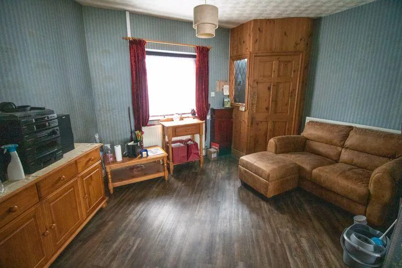 2 bed End of Terrace