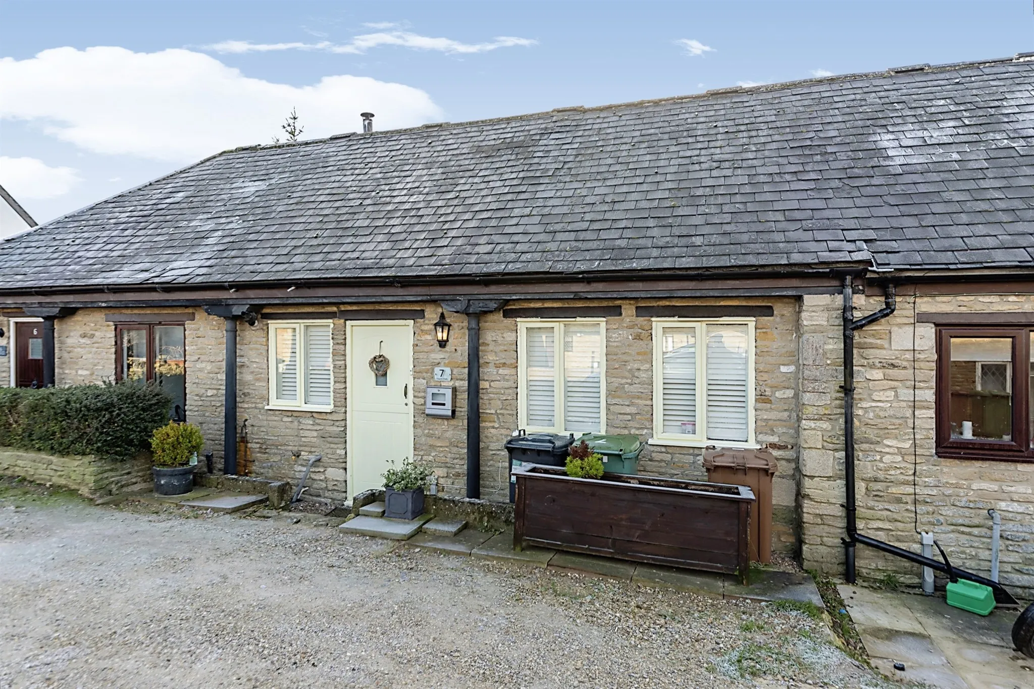 2 bed Semi-Detached