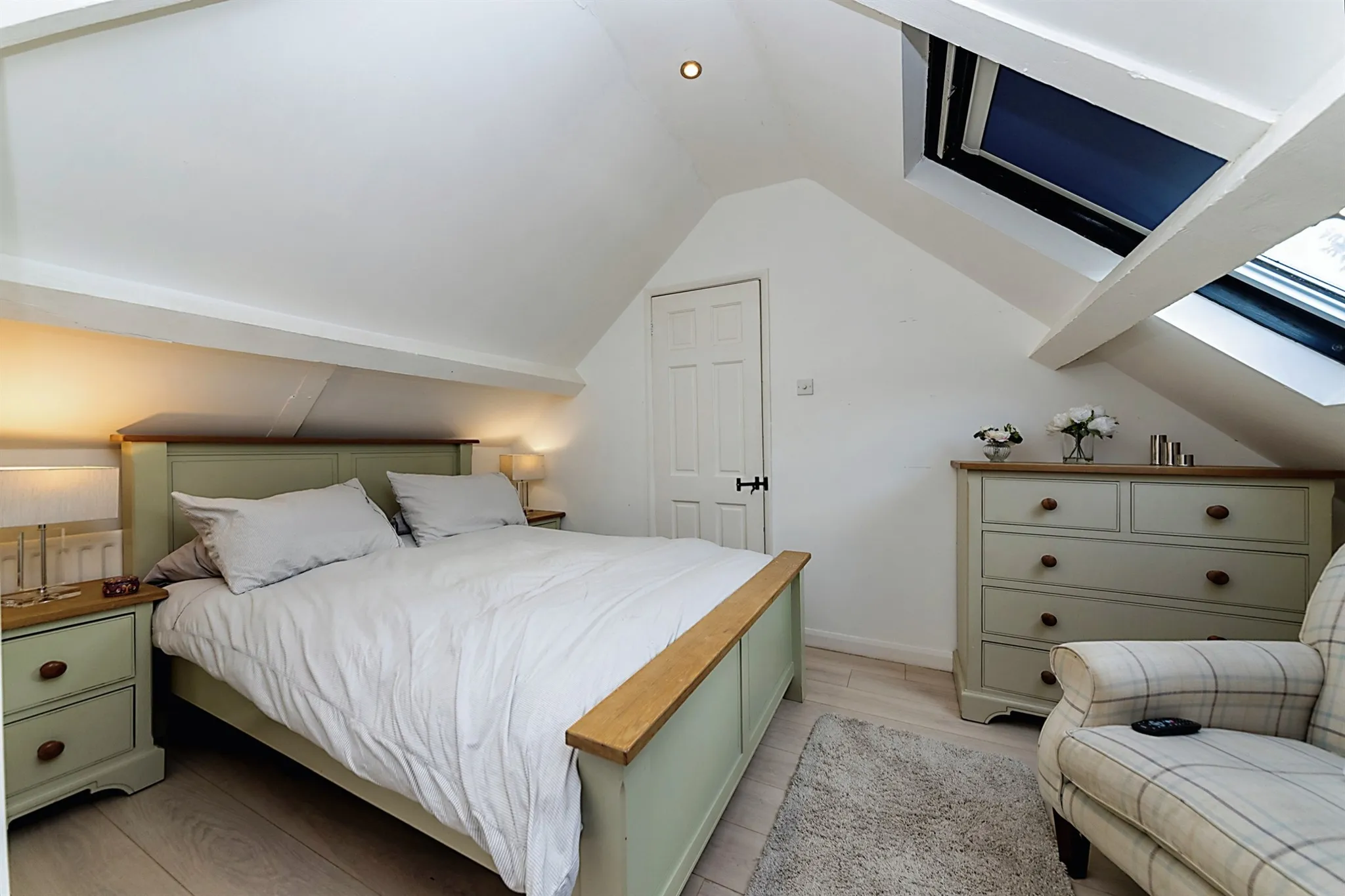2 bed Semi-Detached