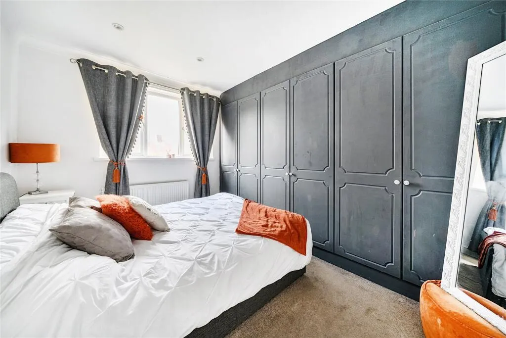 3 bed Terraced
