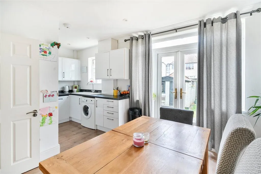 3 bed Terraced