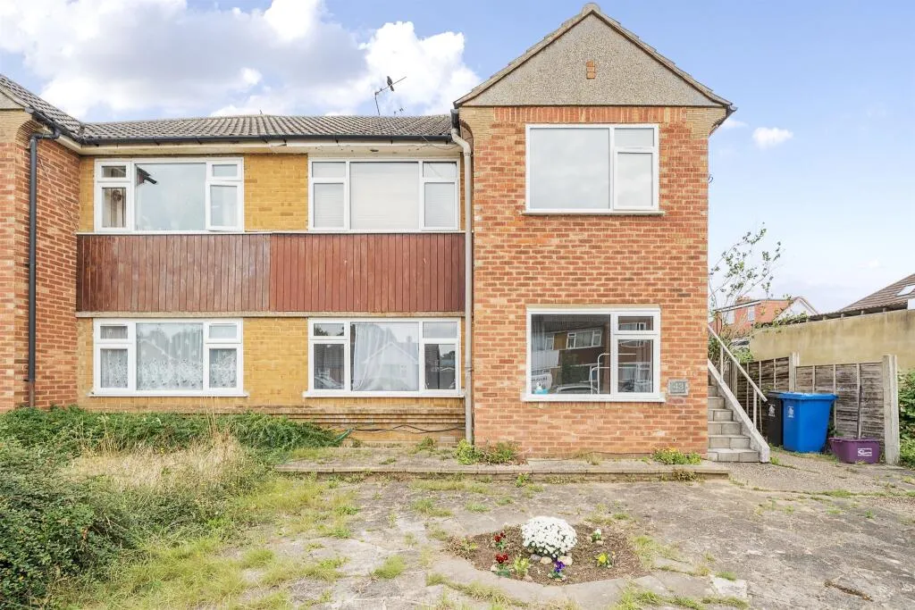 2 bed Maisonette
