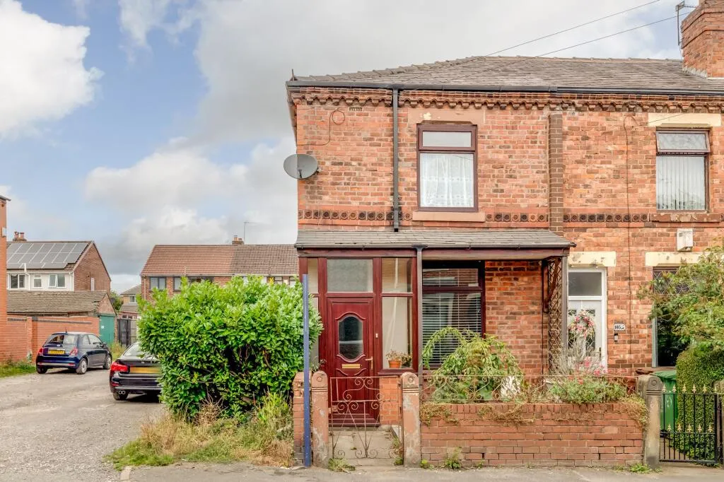 2 bed End of Terrace