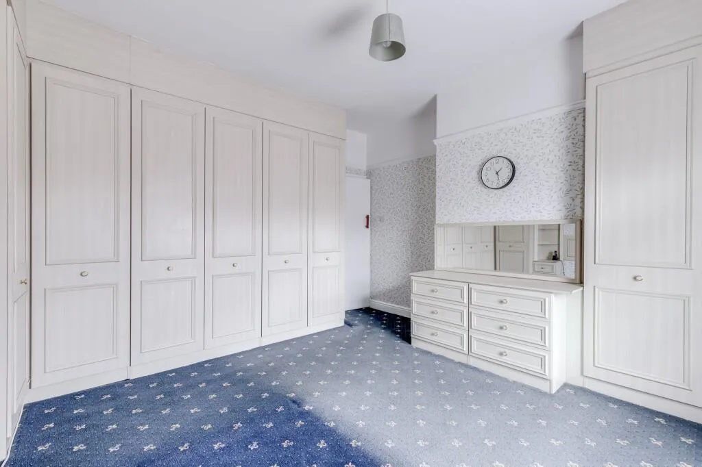 2 bed End of Terrace