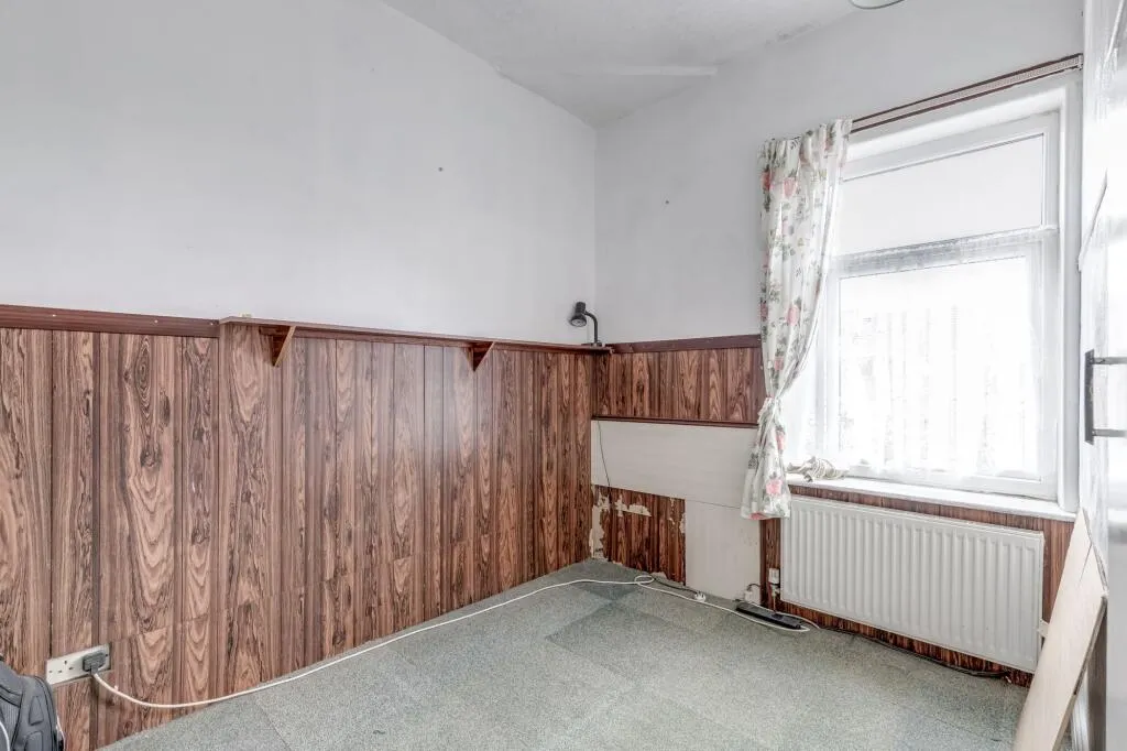 2 bed End of Terrace