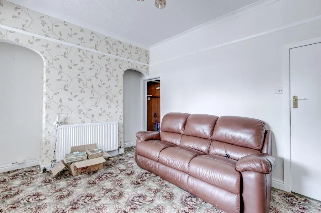 2 bed End of Terrace