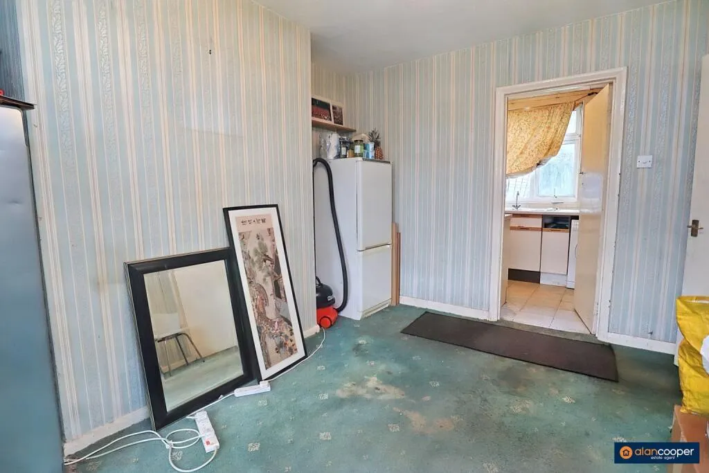 3 bed Semi-Detached