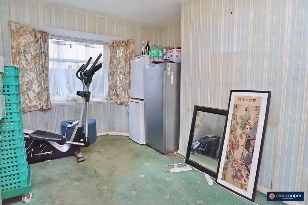 3 bed Semi-Detached
