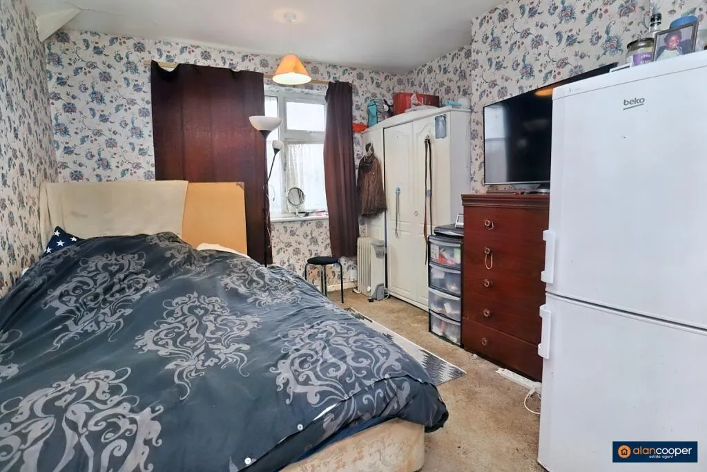 3 bed Semi-Detached