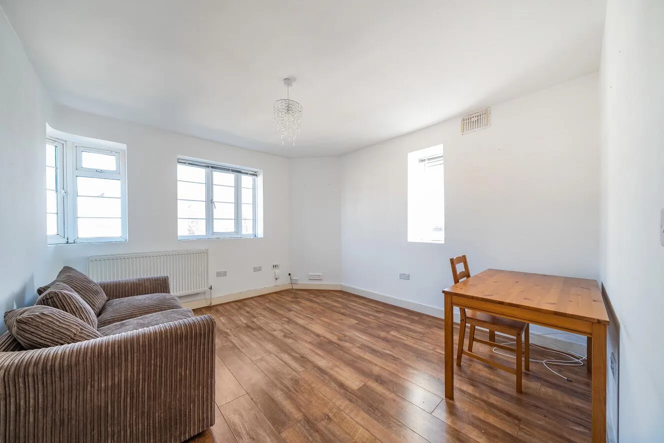 2 bed Apartment