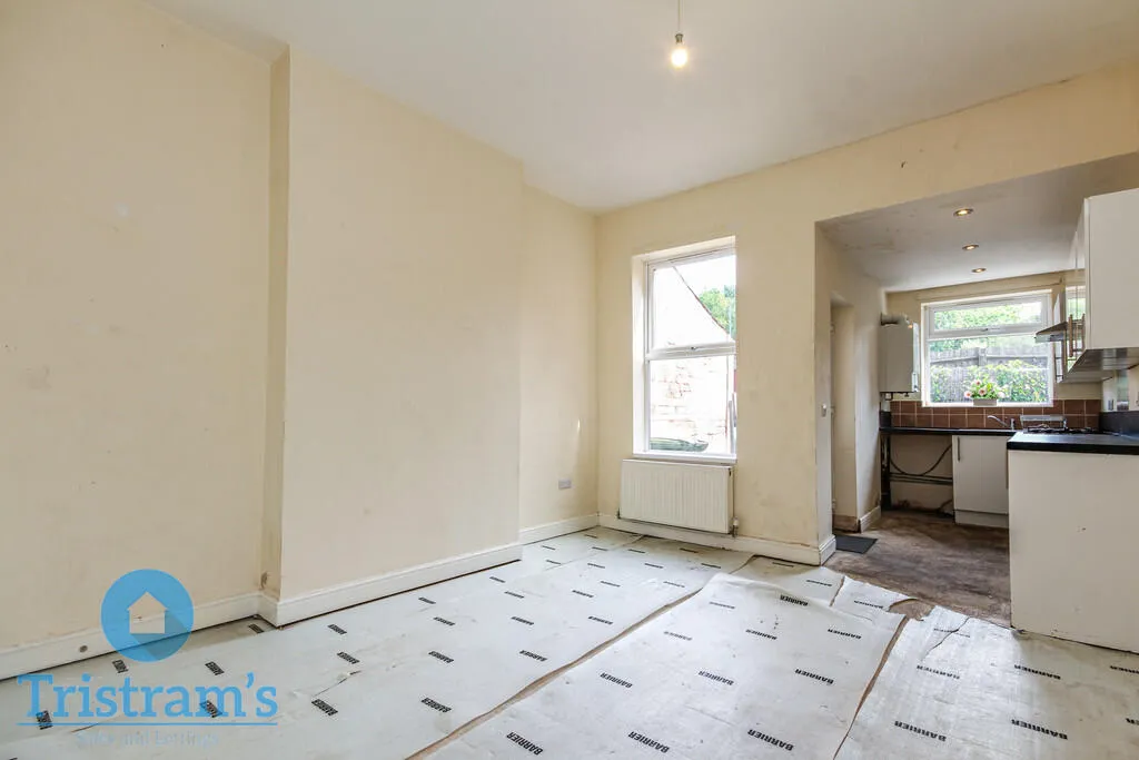 4 bed Terraced