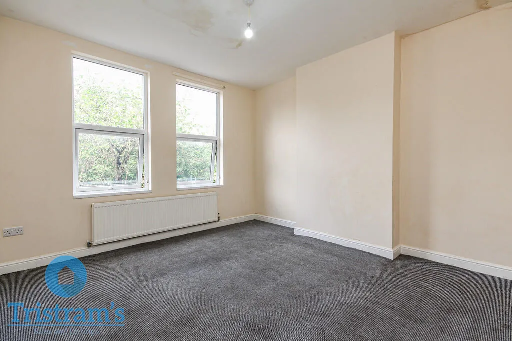 4 bed Terraced