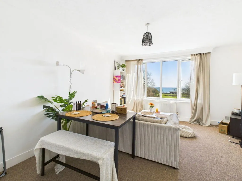 2 bed Apartment