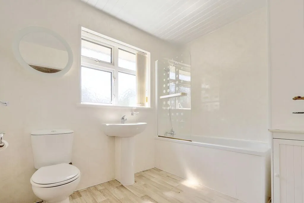 3 bed Semi-Detached