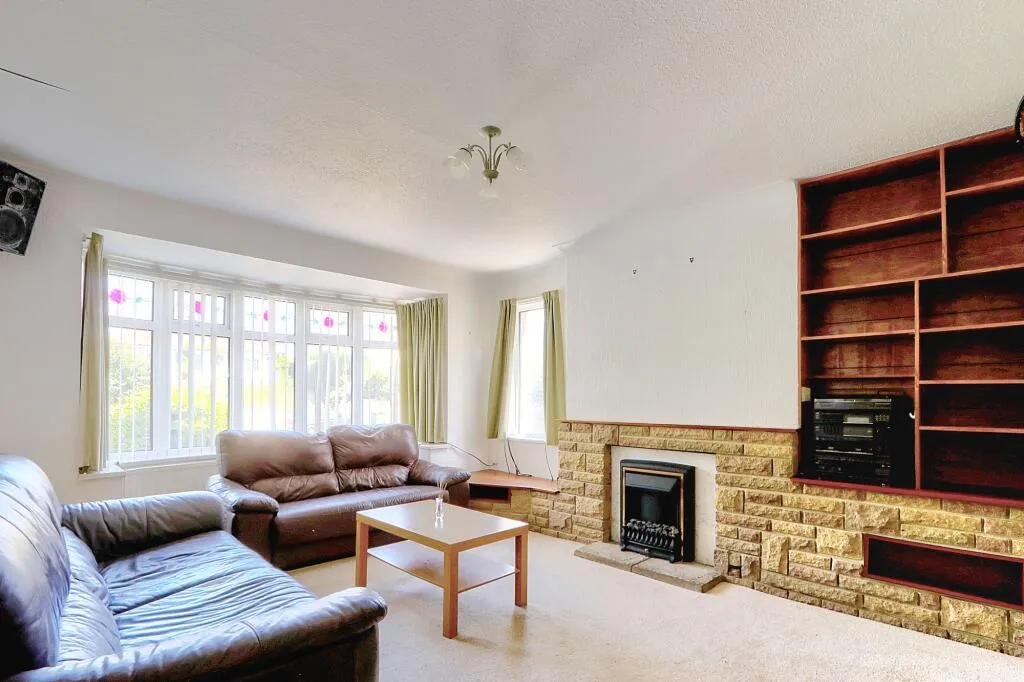 3 bed Semi-Detached