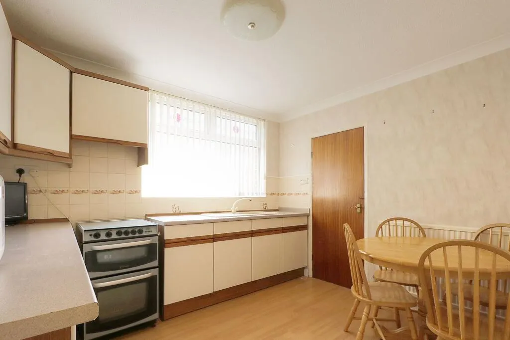 3 bed Semi-Detached