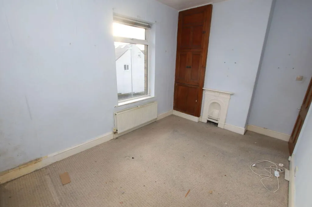 3 bed Semi-Detached